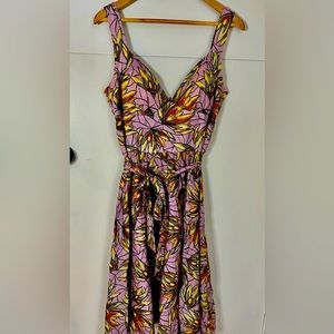 Floral Sundress: Betty Draper or Joan Holloway? You Decide!